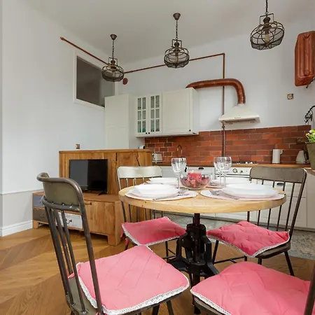 On The Square By Renters شقة *