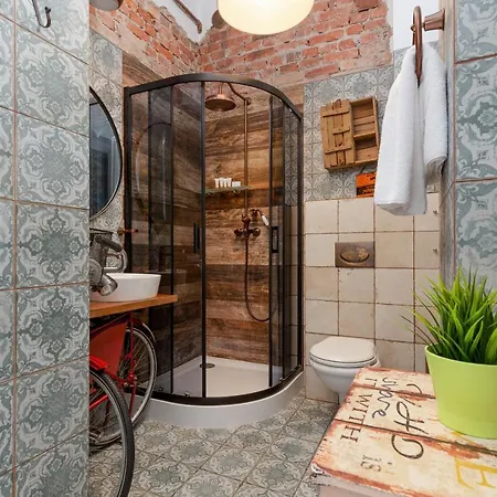 On The Square By Renters *