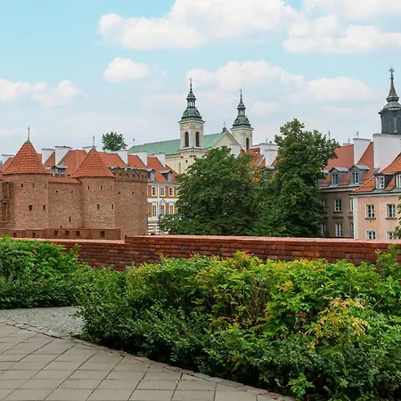 On The Square By Renters דירה